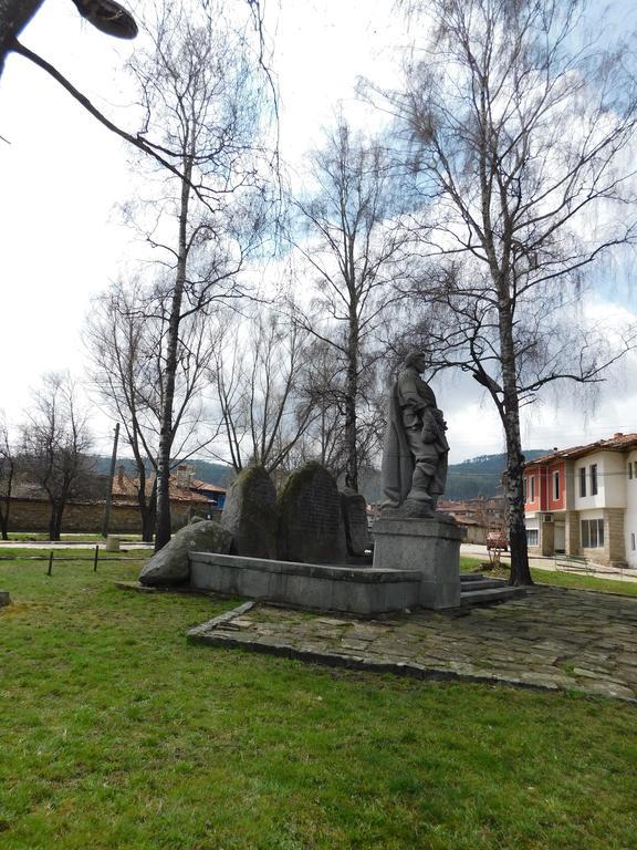 Family Vacation Home Topolnitza Koprivshtitsa Exterior foto